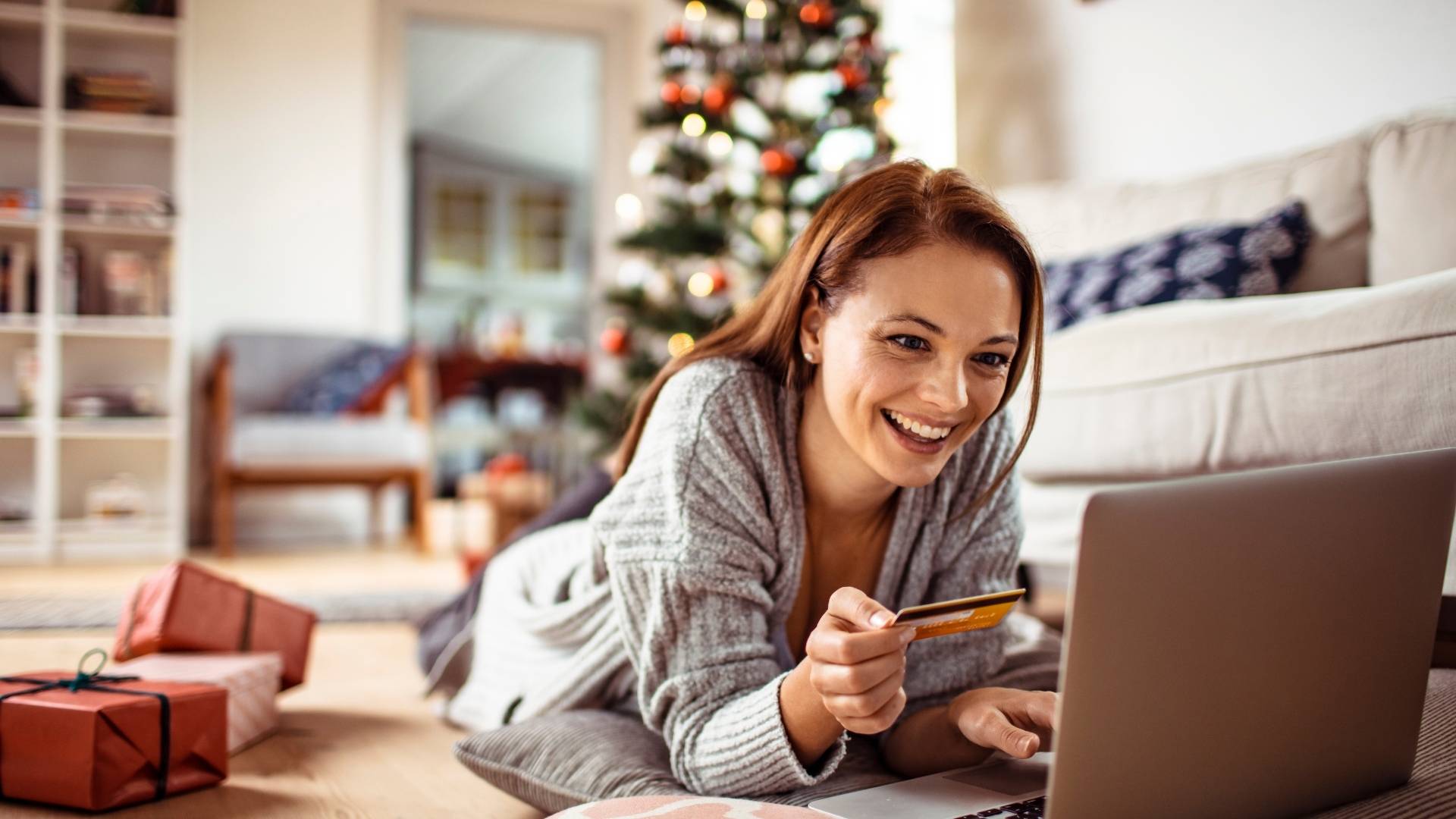 Relaxing while shopping for holiday gifts online
