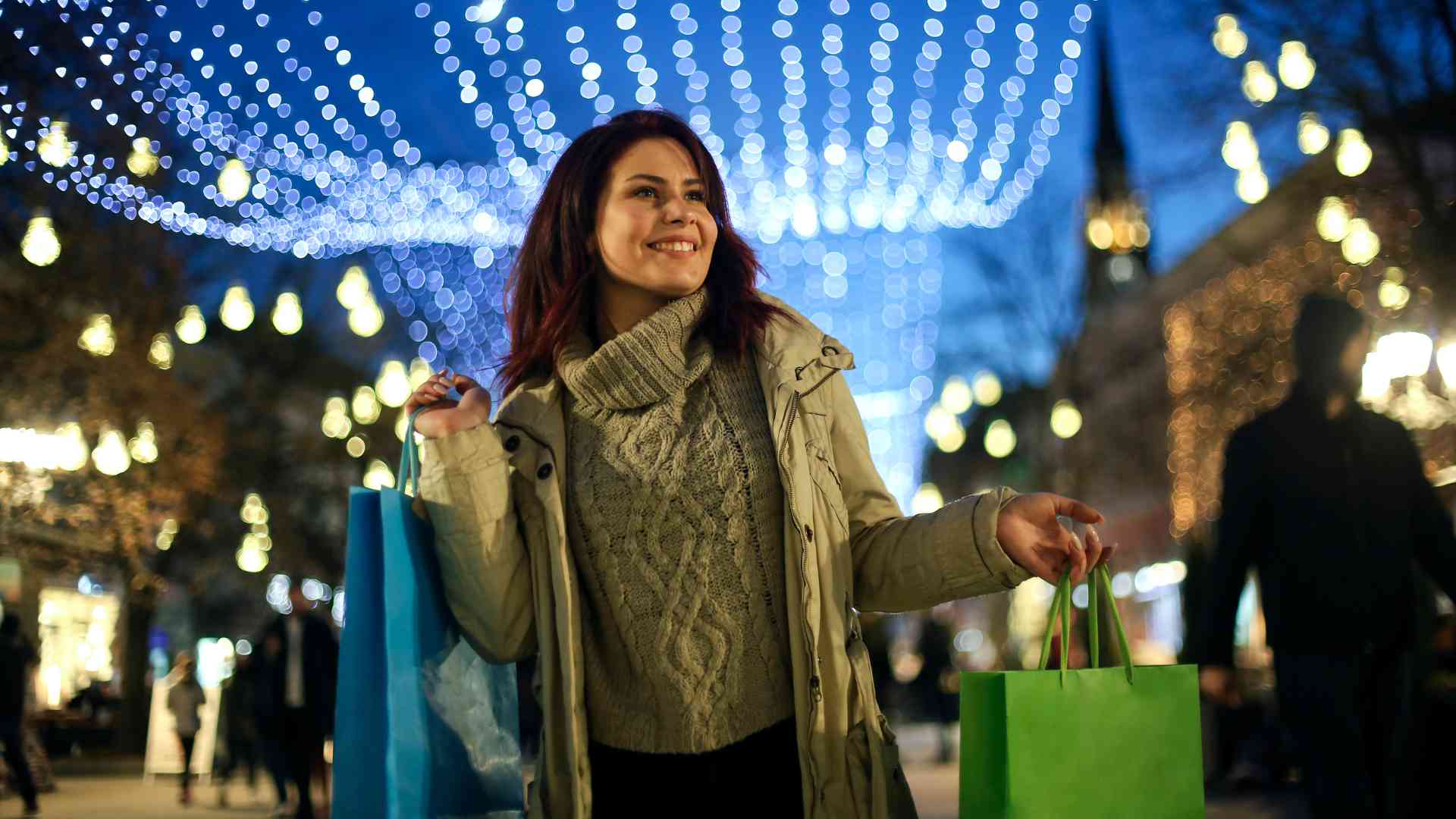 How to Spend Savvy During the Holidays