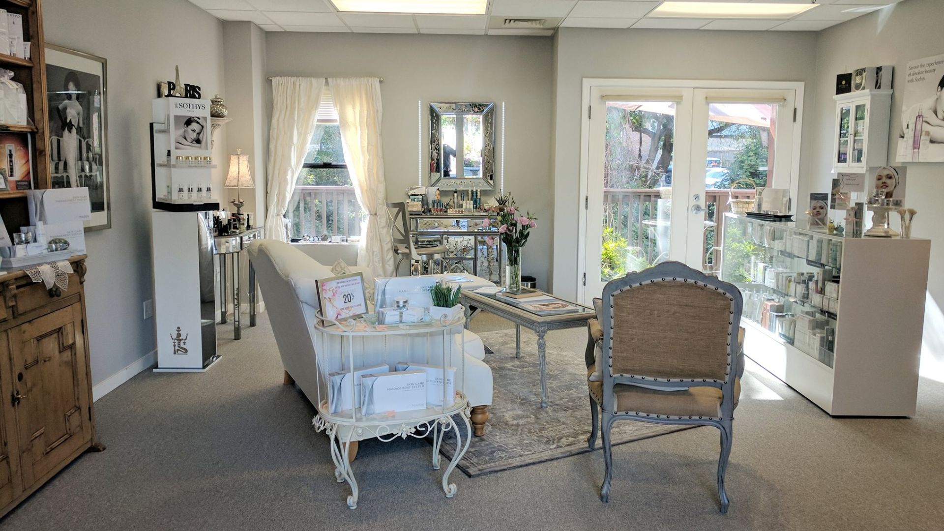 A French Touch Salon