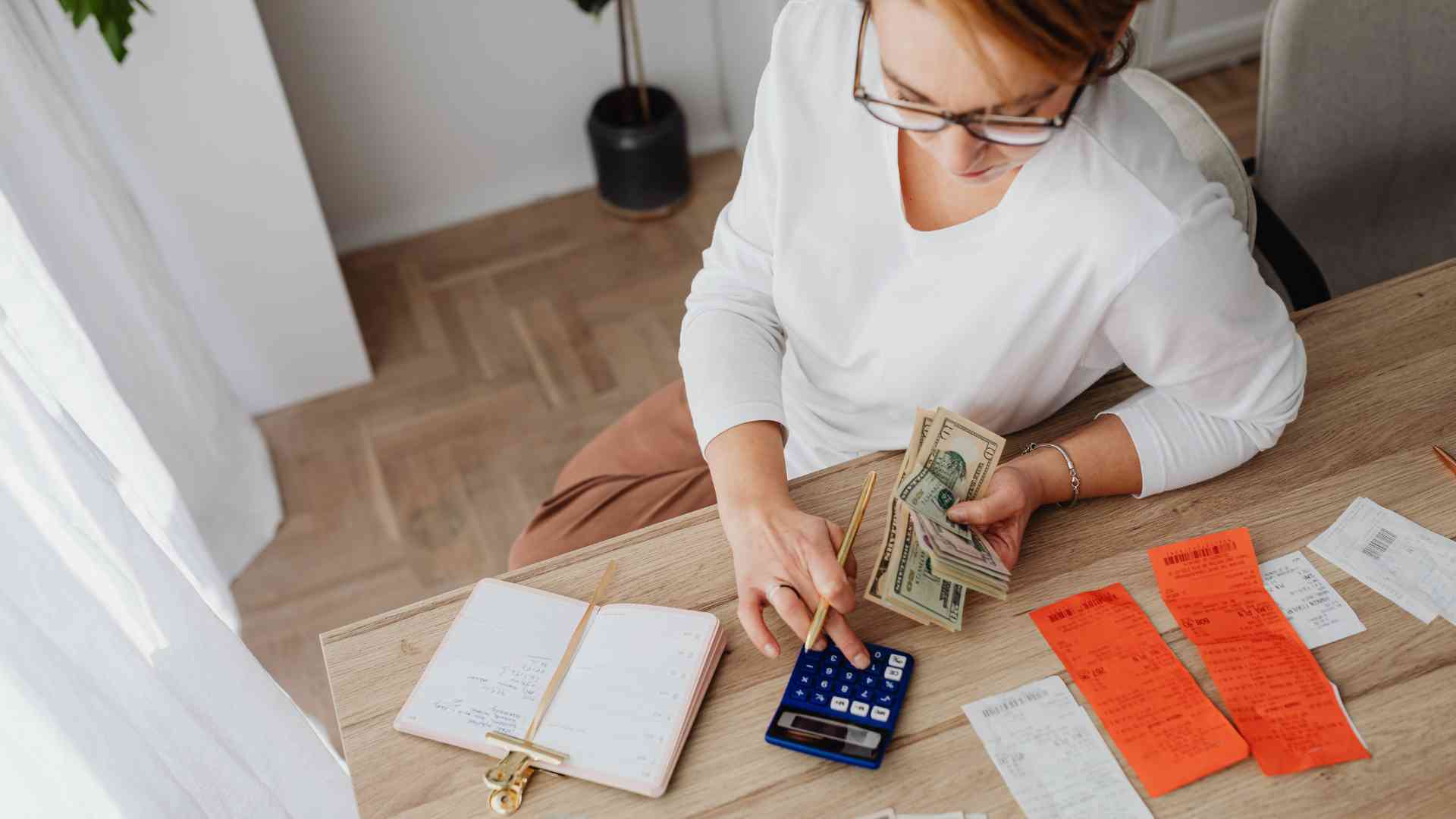 Money Makeover Your Financial Spring-Cleaning Checklist