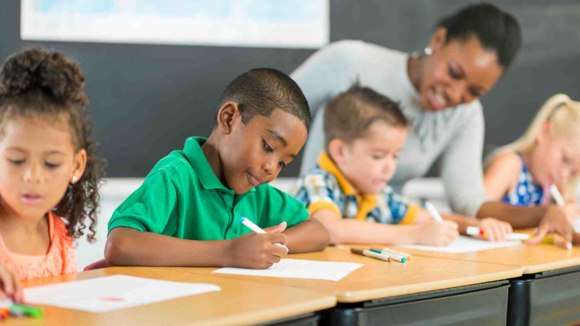 SESLOC Donates Over 17000 in 2025-2026 Education Grants